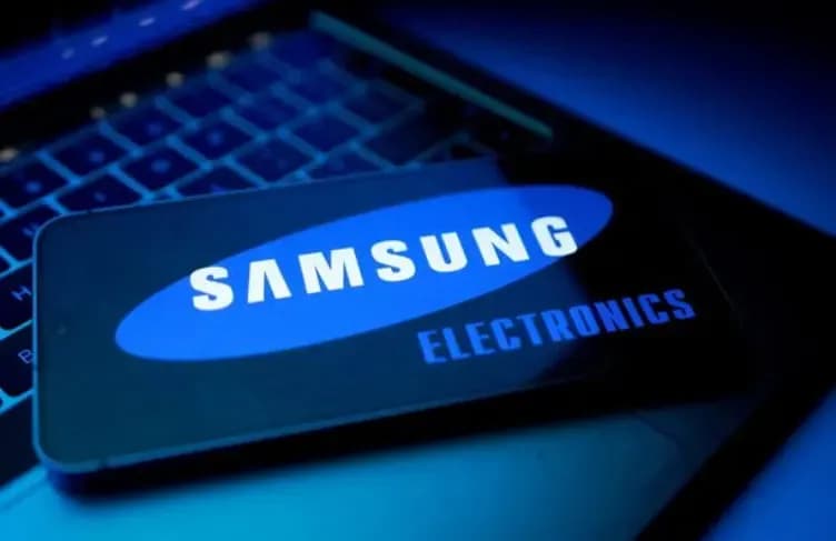 "سامسونغ" تخطط لإطلاق 5 هواتف قابلة للطي في 2027