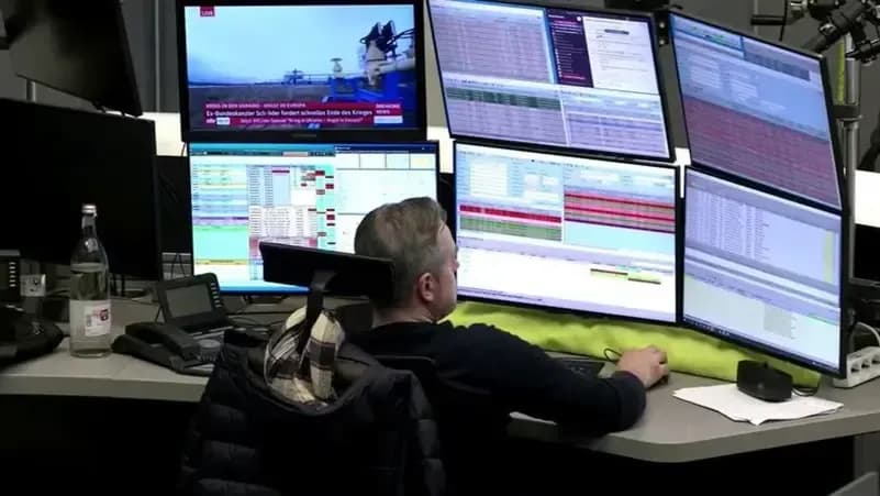 الأسهم الفرنسية تتراجع بعد احتجاجات وأعمال شغب عنيفة